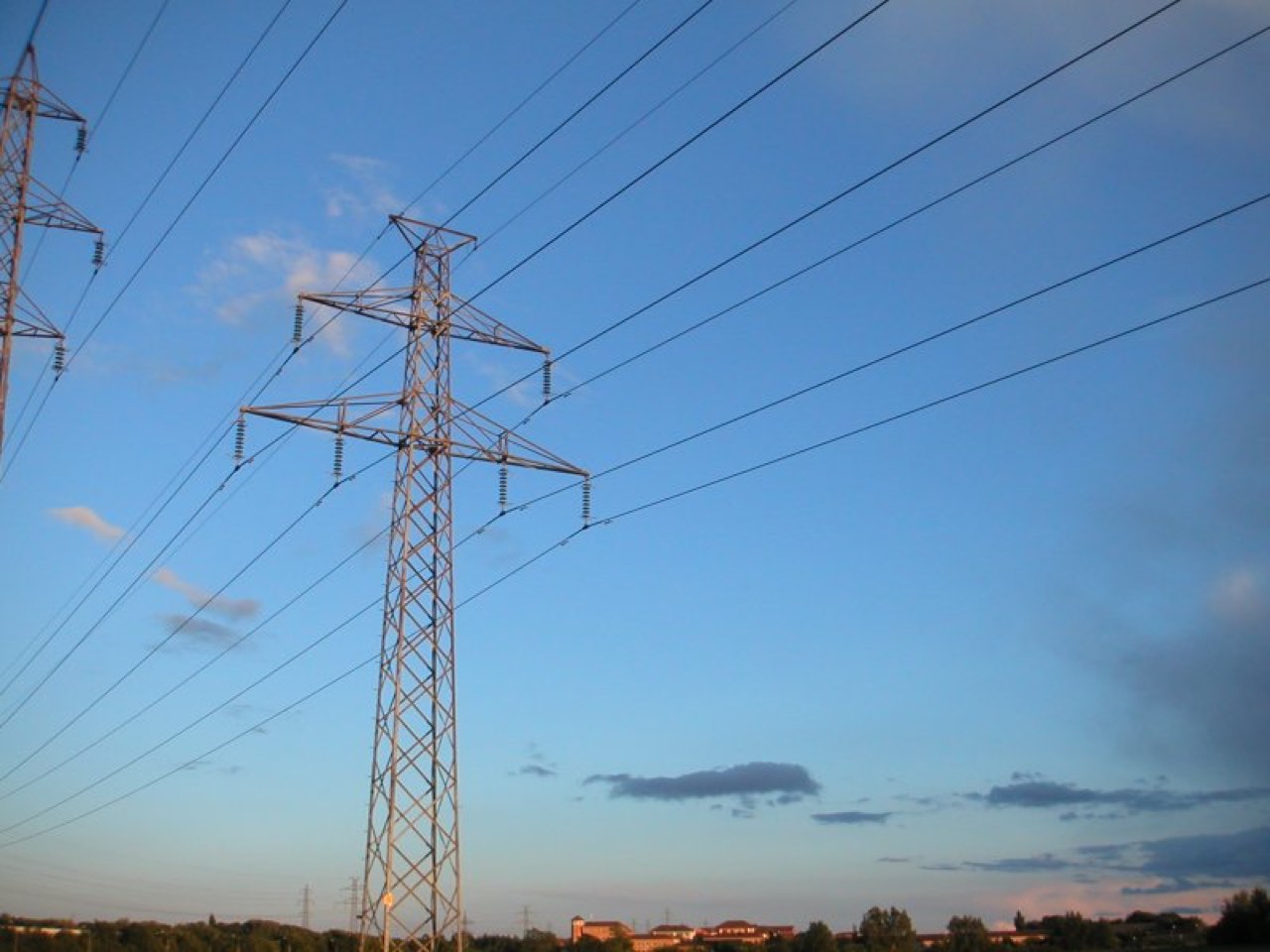 AIの次のボトルネックは「送電網」。発電より変圧器・送変電で稼ぐ会社の構造を読む